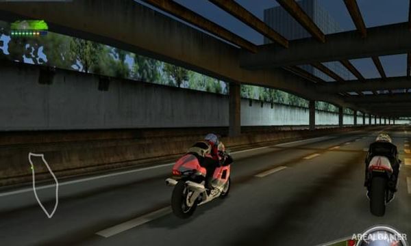 Moto Racer 3 Screenshot 1