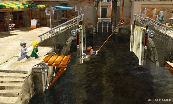 LEGO Indiana Jones: The Original Adventures Screenshot 1